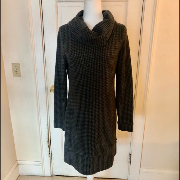 Lou & Grey Houndstooth Sweater Dress - Picture 2 of 7